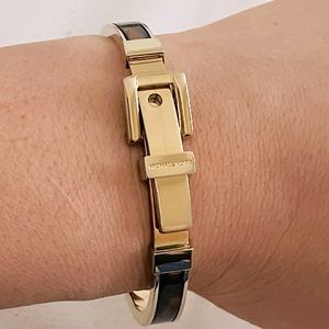 MICHAEL KORS Bracelet in tortoise and gold!